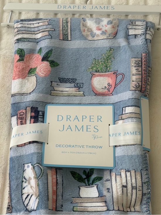 Blanket - Picture 7 of 11